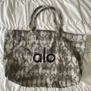 Alo Yoga Bag